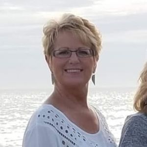 Meet your Posher, Eve